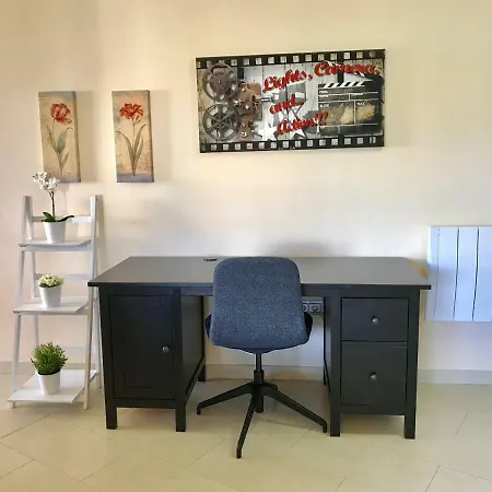 Vip Puerto De Estepona