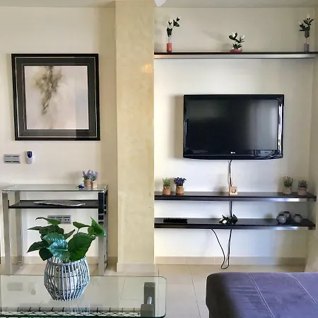 Vip Puerto De 埃斯特波纳
